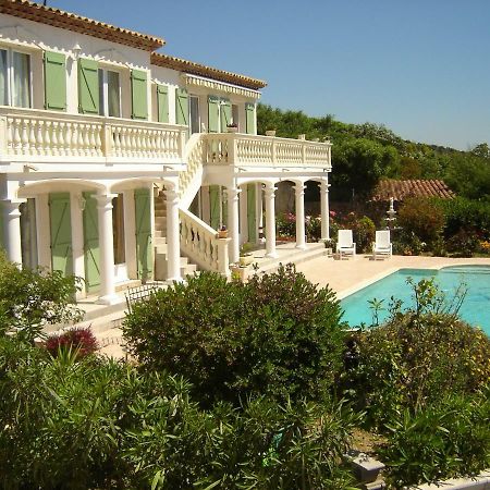 شقة La Bastide Fleurie كافالير سور مير المظهر الخارجي الصورة